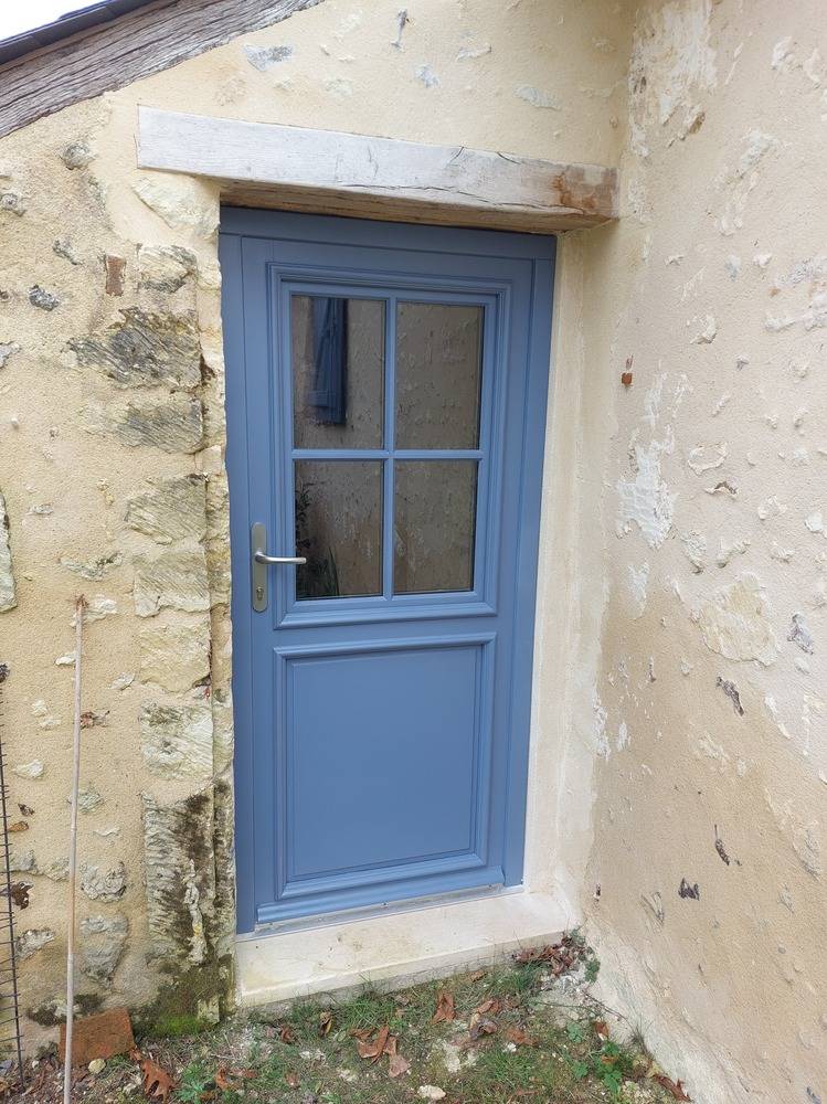 16 Porte d'entrée bois vitrée avec petits bois