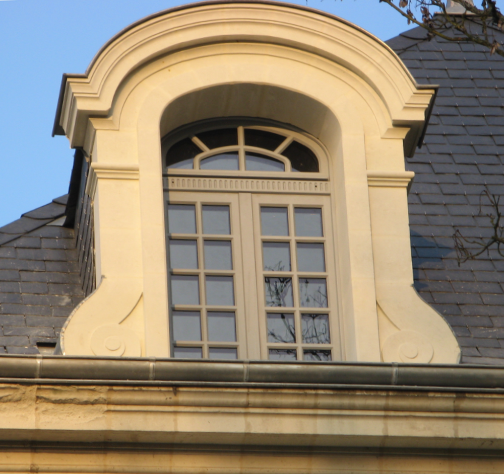 2 Fenêtre bois en lucarne