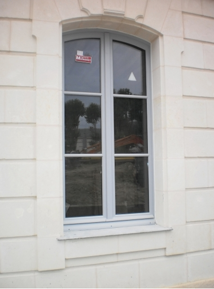 12 Fenêtre bois arc brisé
