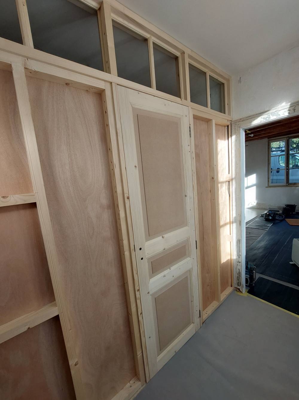 16 Séparation en bois à habiller et impostes vitrés-min-min (1)