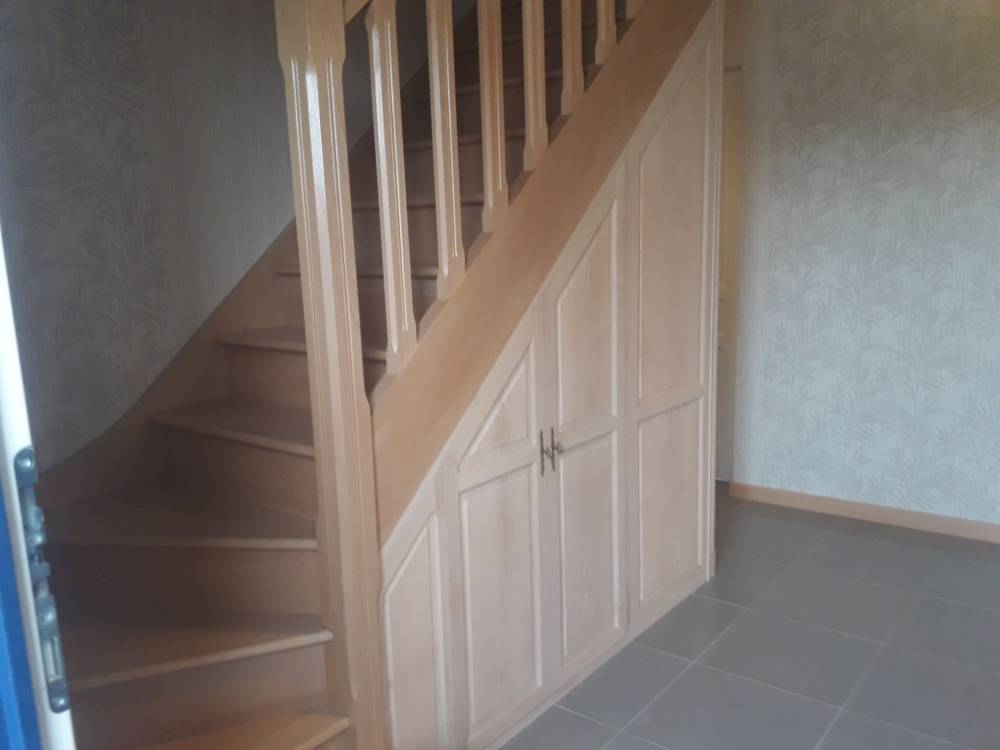 15 Aménagement sous escalier-min